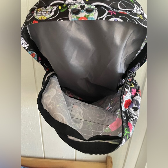 TRANS BY JANSPORT Supermax Backpack Sugar Skull - Picture 8 of 8